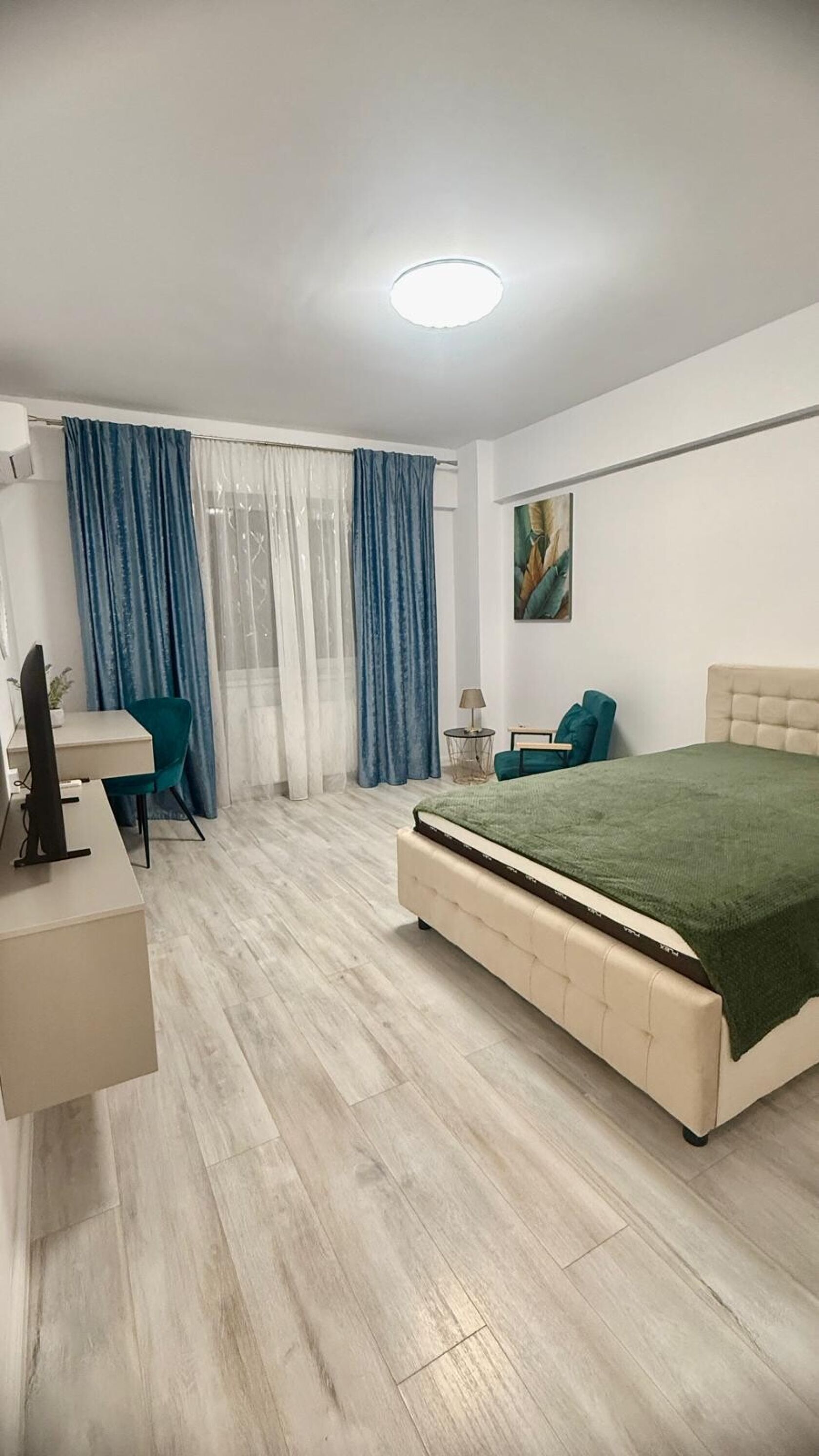 UNIREA TOWERS, APARTAMENT DE INCHIRIAT + LOC DE PARCARE — fotografia 3
