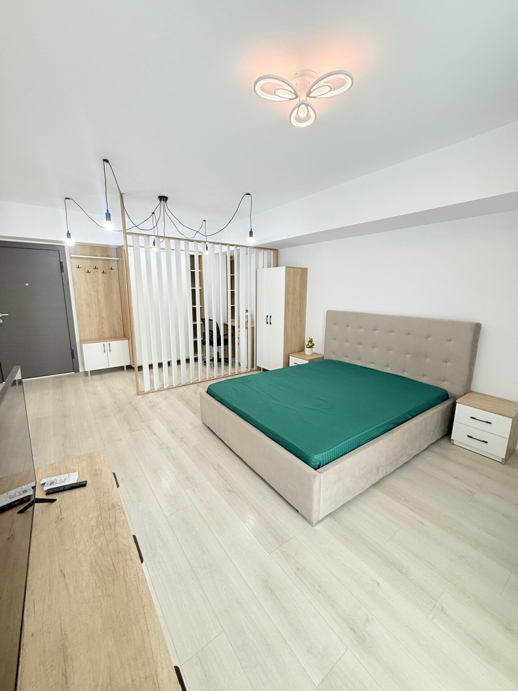 CONEST DACIA, APARTAMENT DE INCHIRIAT CU LOC DE PARCARE — fotografia 1