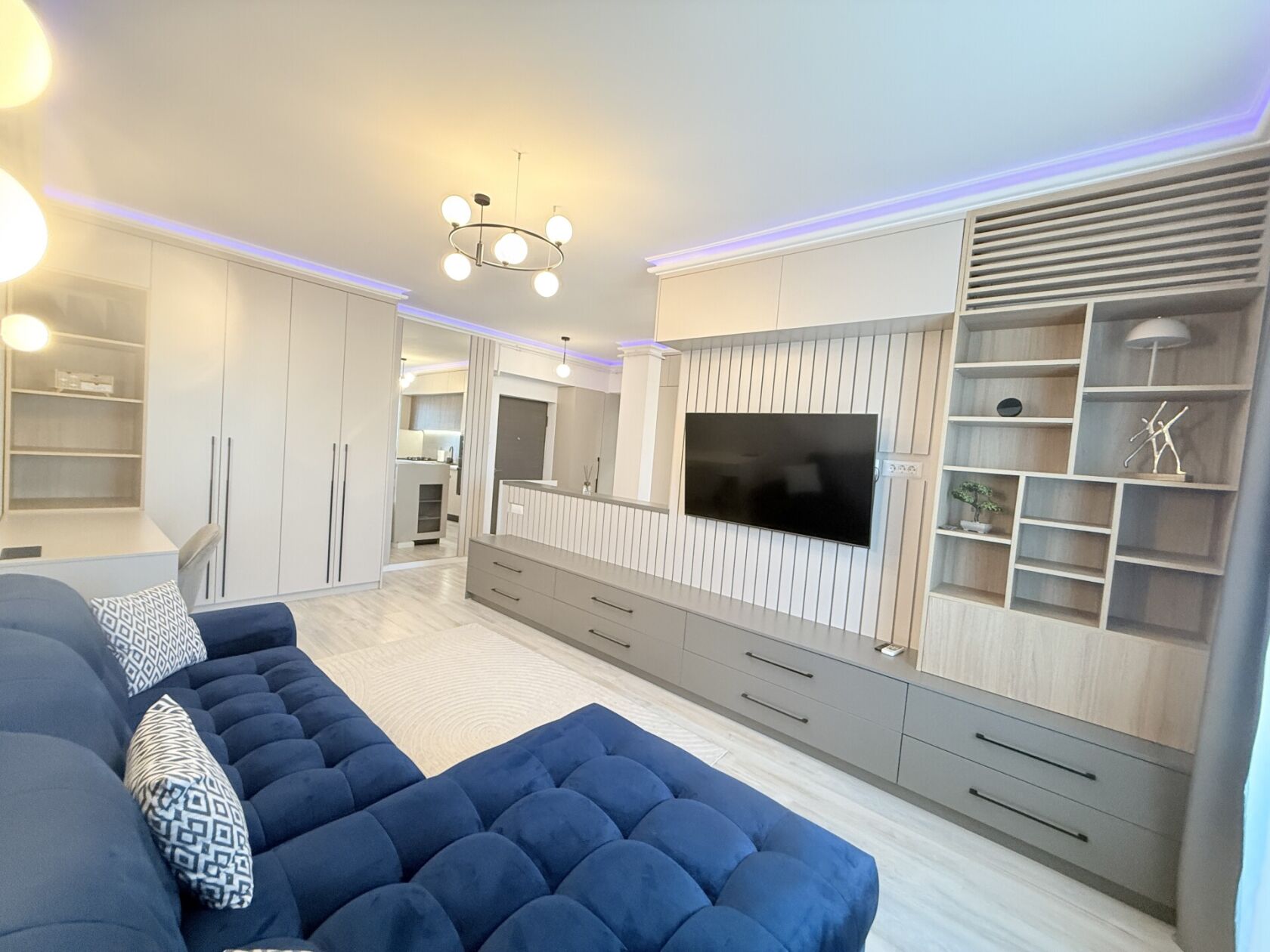APARTAMENT CU 2 CAMERE, ULTRAMODERN, PODU ROS, UNIREA TOWERS — fotografia 1