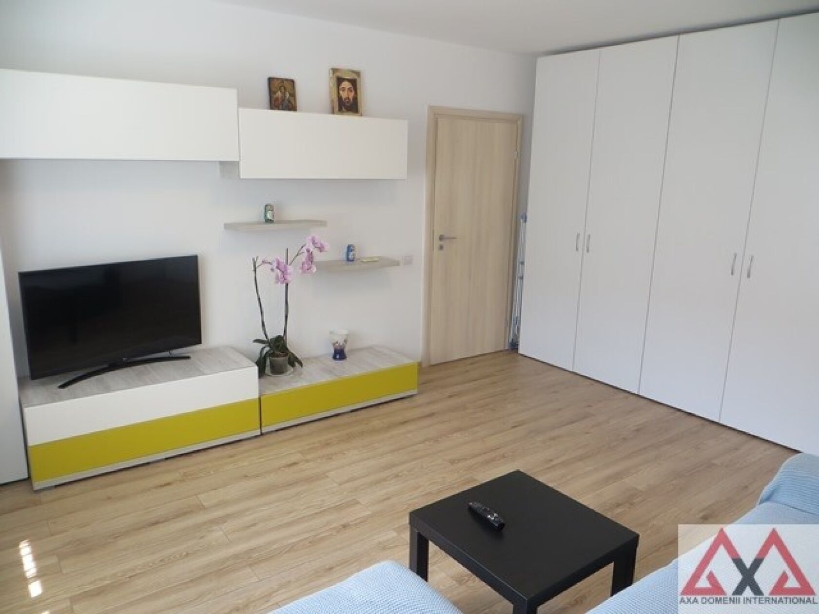 Inchiriere apartament 3 camere Vitan Mall - mobilat si utilat - parcare ADP — fotografia 2