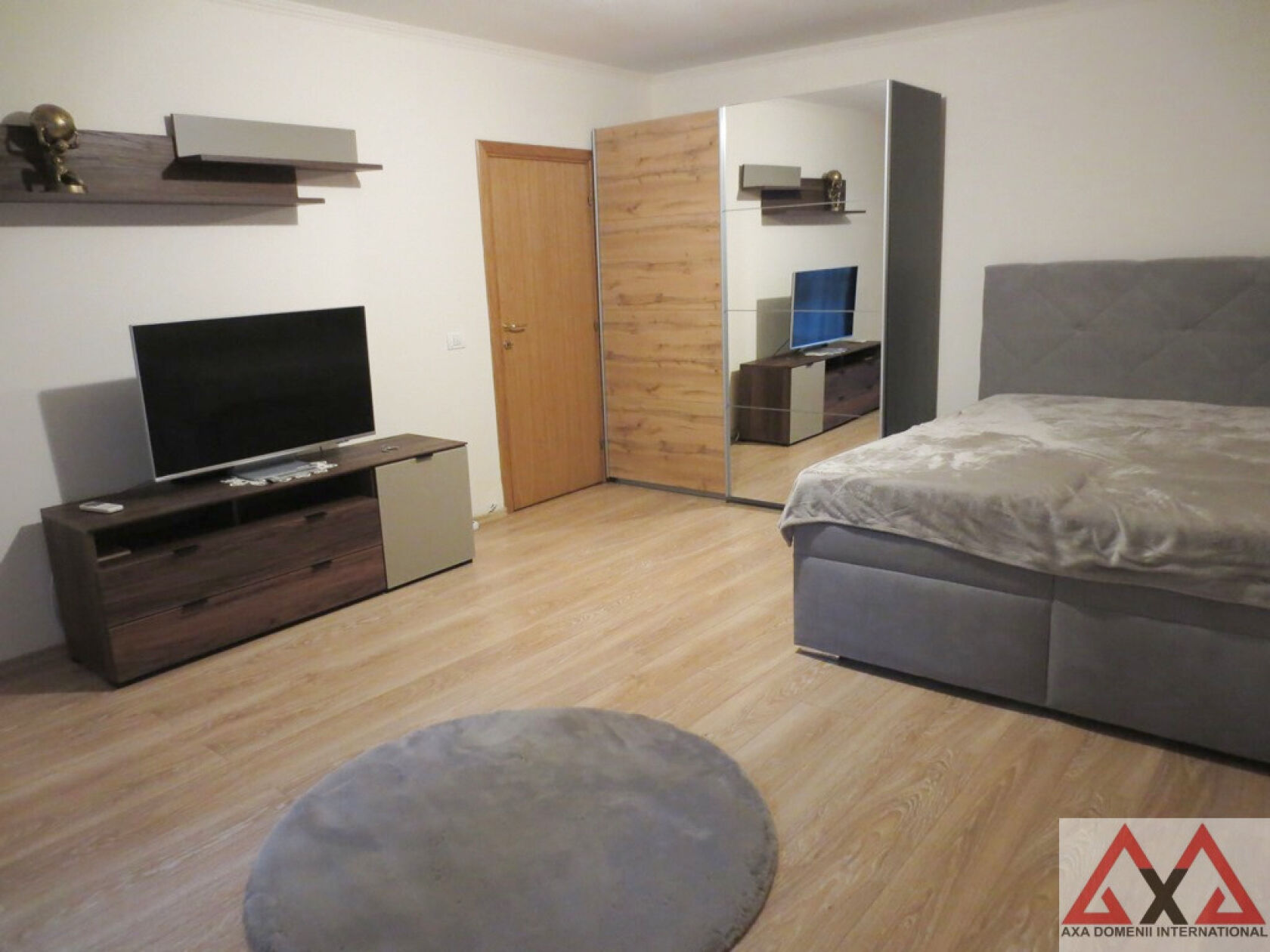 Inchiriere garsoniera Brancoveanu - etaj 2 - centrala termica -metrou- bloc mixt — fotografia 1