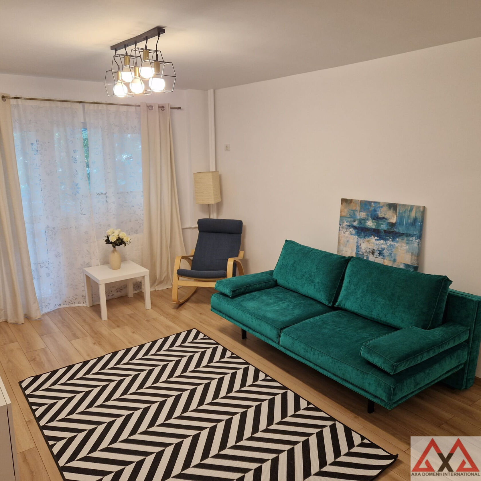 Prima inchiriere! Garsoniera Tineretului - vizavi de parc - etaj 1! — fotografia 3