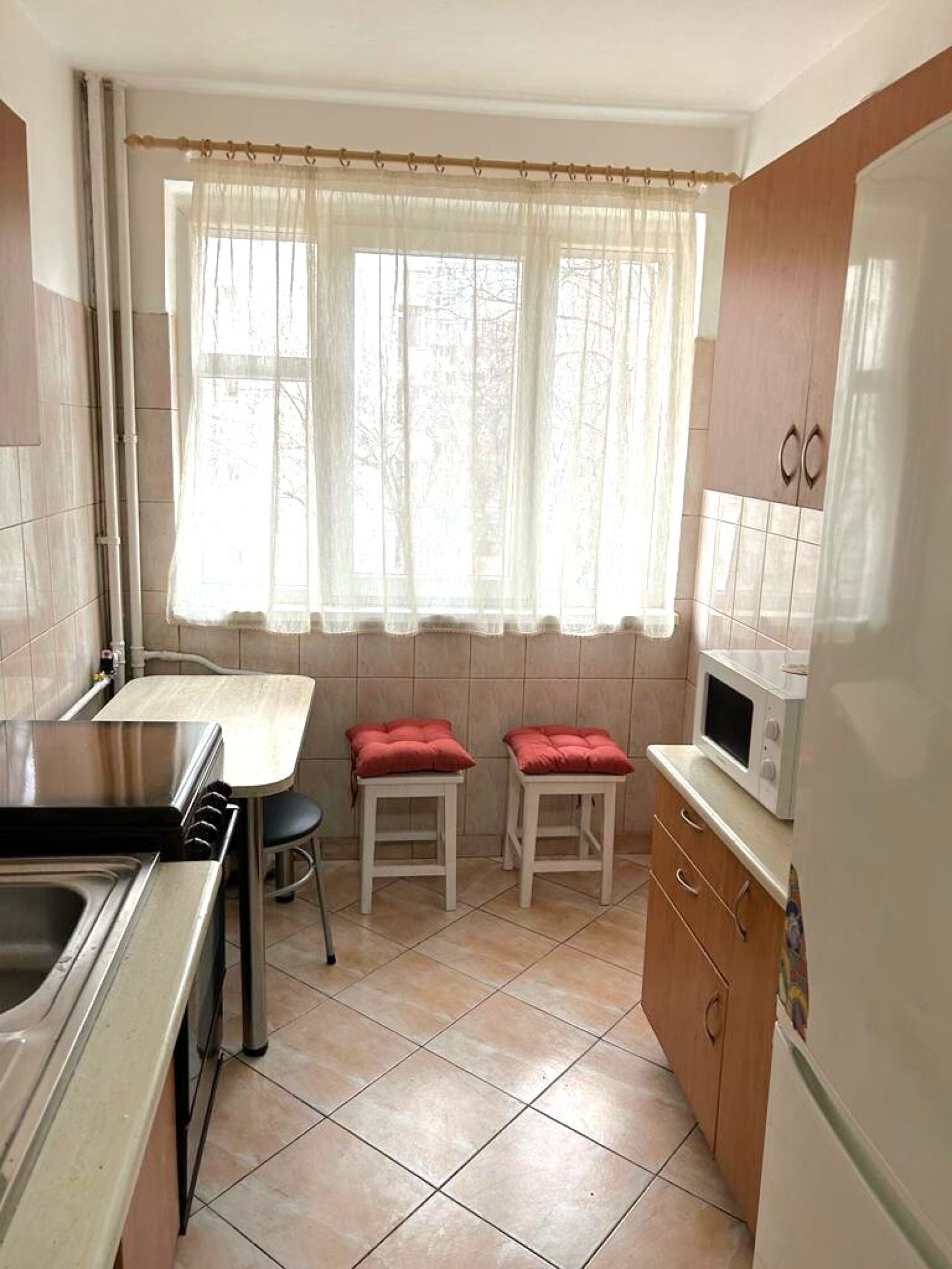 Inchiriere apartament 3 camere - Titan - Str. Reconstructiei — fotografia 1