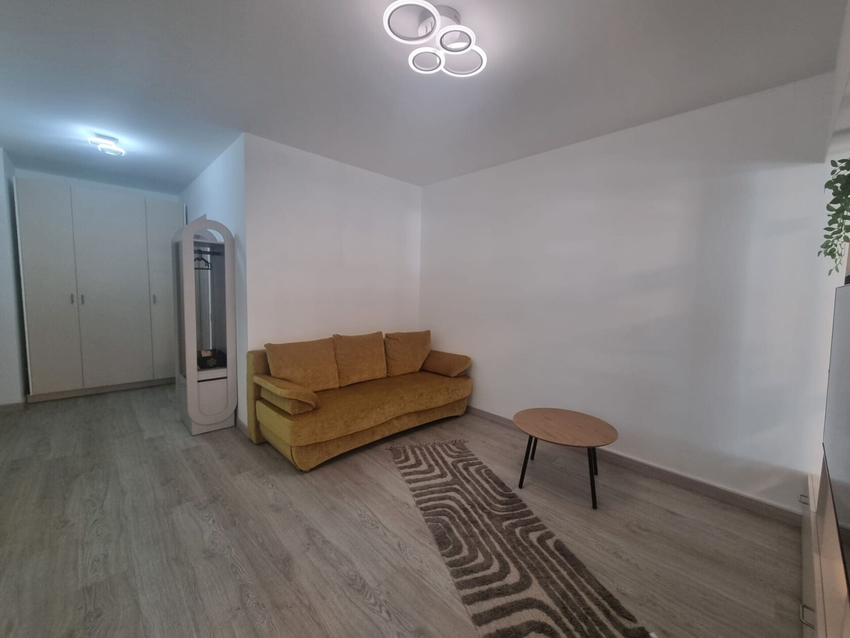 Mall Vitan Dristor 2 camere tip Studio spatios bloc nou prima inchiriere — fotografia 3