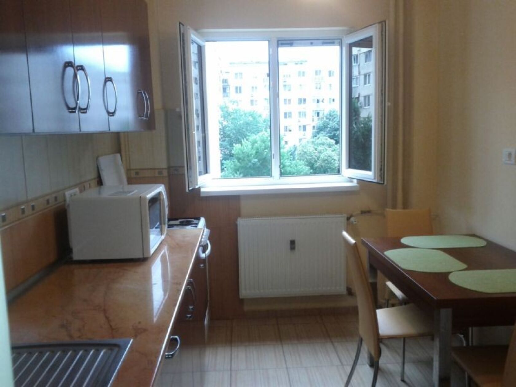 2 camere Muncii Basarabia Tina Petre etaj 4 — fotografia 1