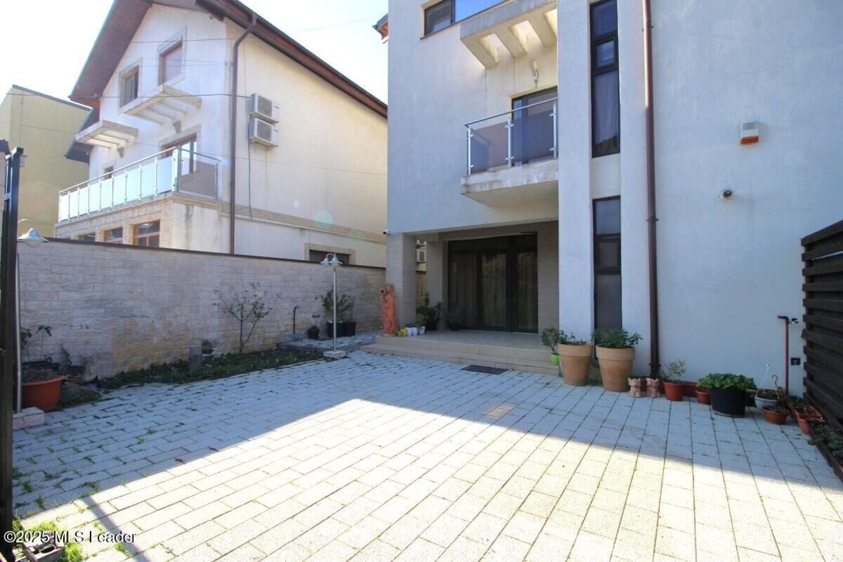 Poza 25