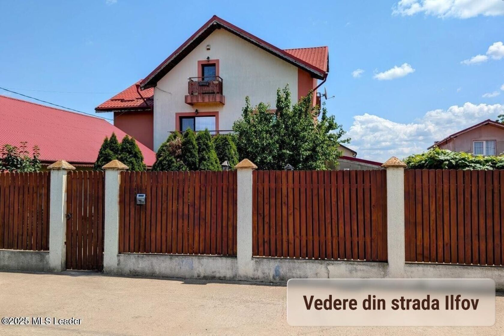 Branesti - Lac, Vila de familie P+E+M, 250 mp utili, teren 547 mp - 1