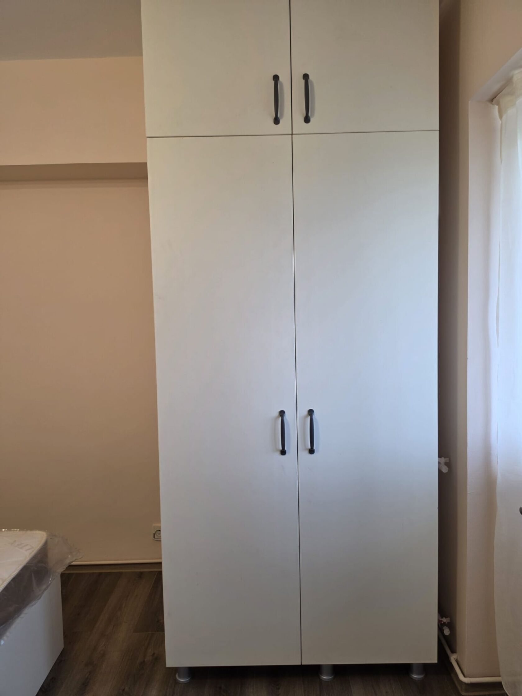 Apartament de inchiriat 2 camere Capat Cug, la bulevard — fotografia 3