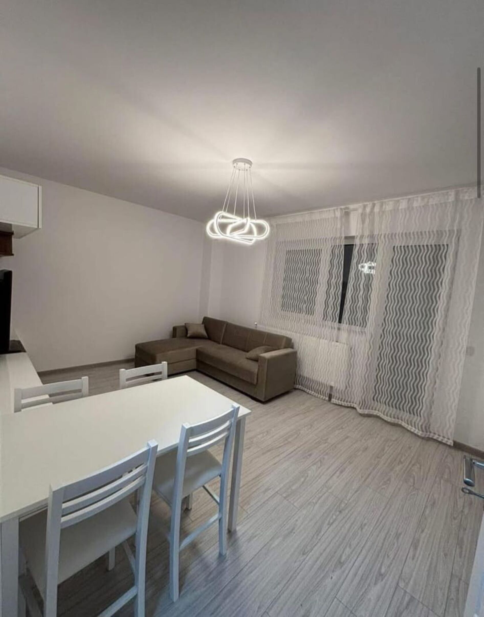 Inchiriere apartament bloc nou cu 3 camere Panoramic Residence-Valea Adanca — fotografia 3