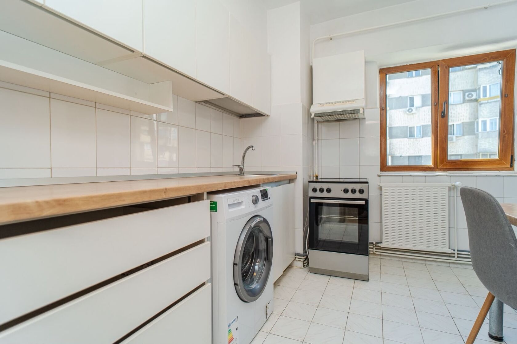 Apartament de inchiriat 3 camere zona Centru-Mitropolie — fotografia 3