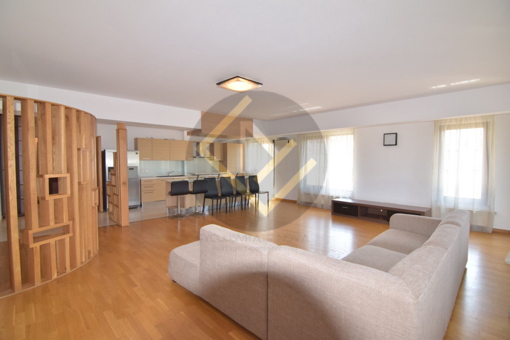 Apartament SPECTACULOS 230 mp ( terasa 77 mp) Arcul de Triumf - Kiseleff — fotografia 1