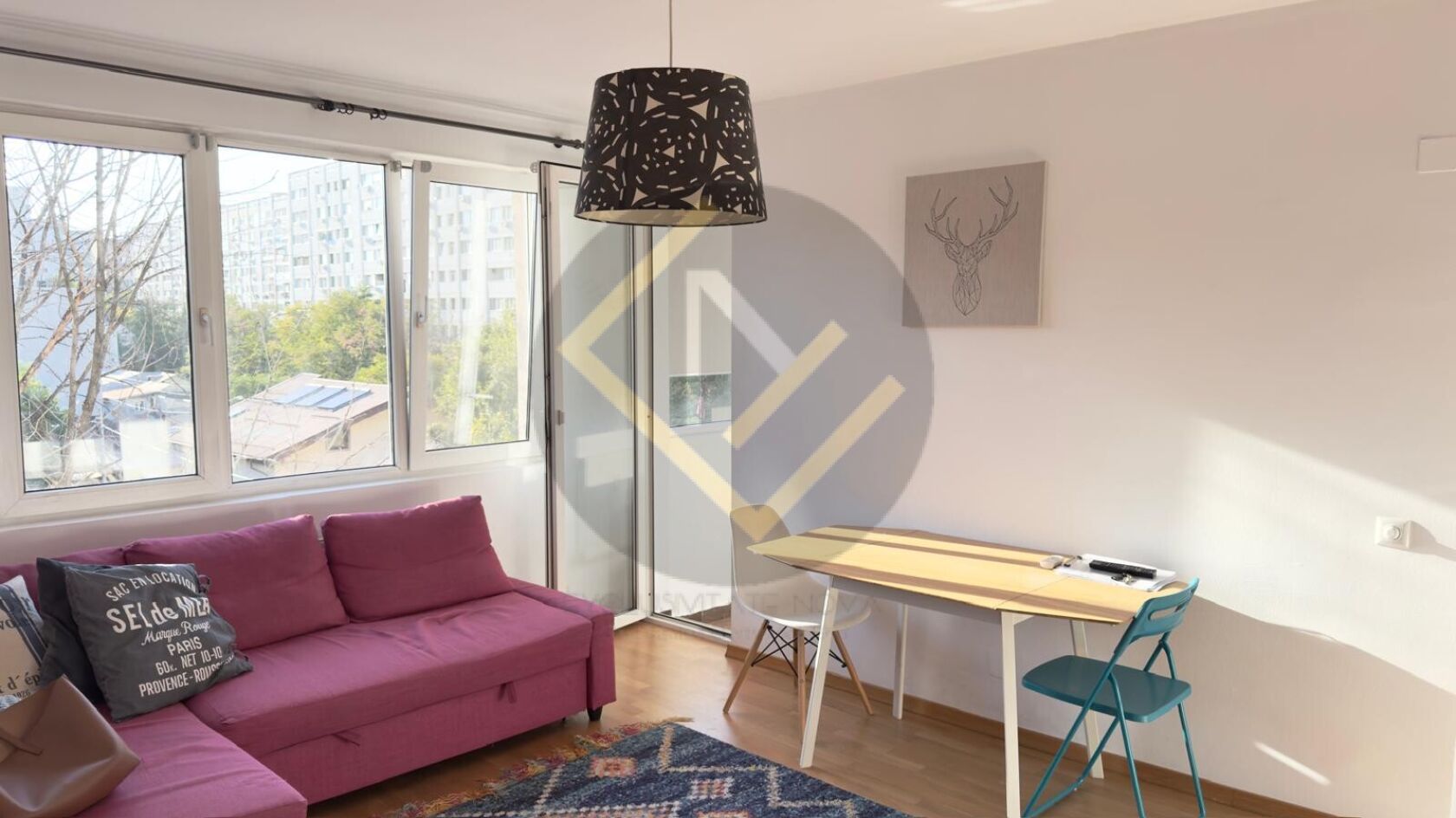 Piata Muncii Basarabia Apartament între 3 Parcuri — fotografia 1