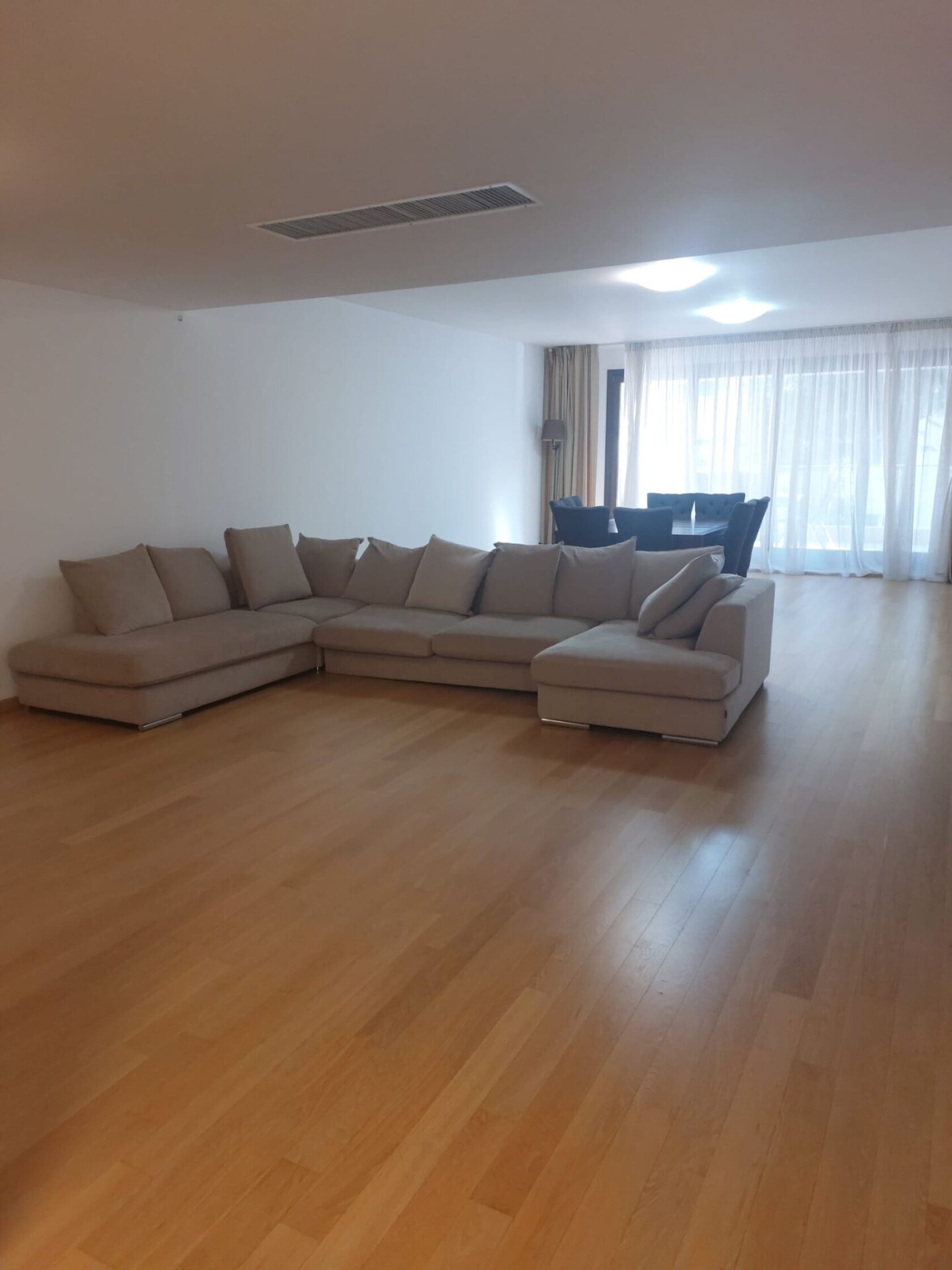 Apartament spațios 172 mp de închiriat – Zona Kiseleff — fotografia 2