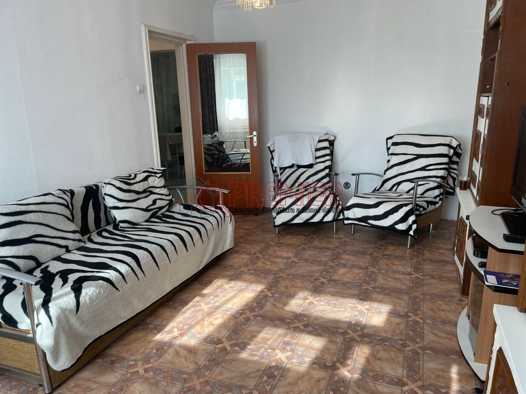 Brancoveanu - Apartament de 3 camere — fotografia 1