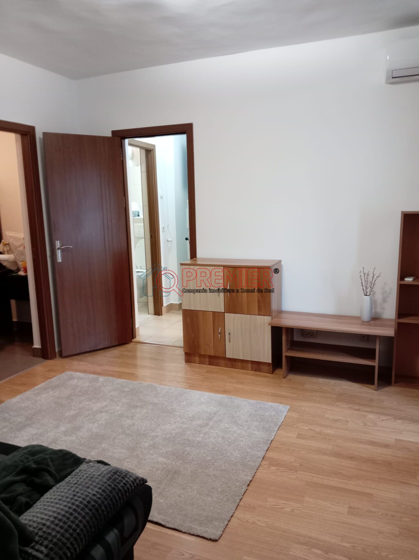 Apartament 2 camere - metrou Piața Sudului — fotografia 1