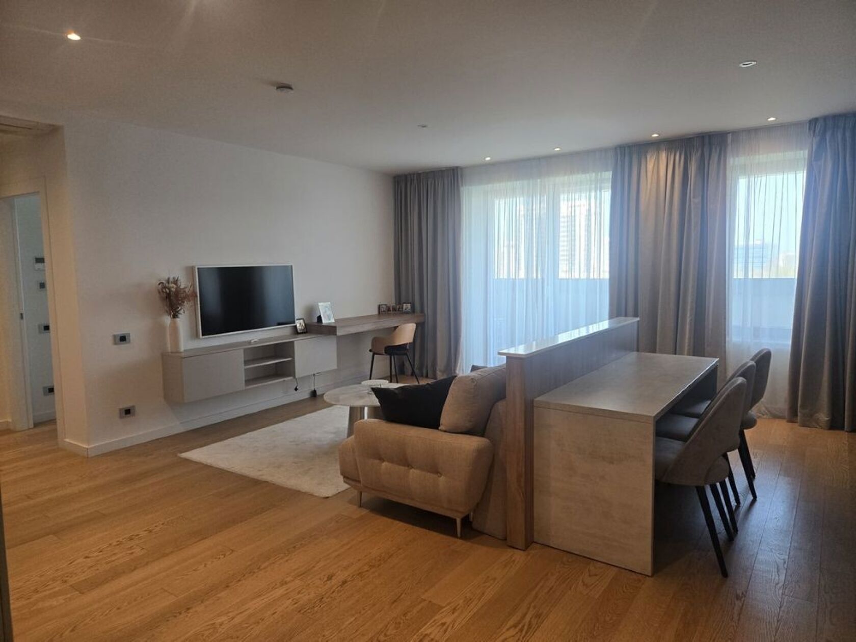 apartament 2 camere | terasa si parcare | aviatiei towers — fotografia 1