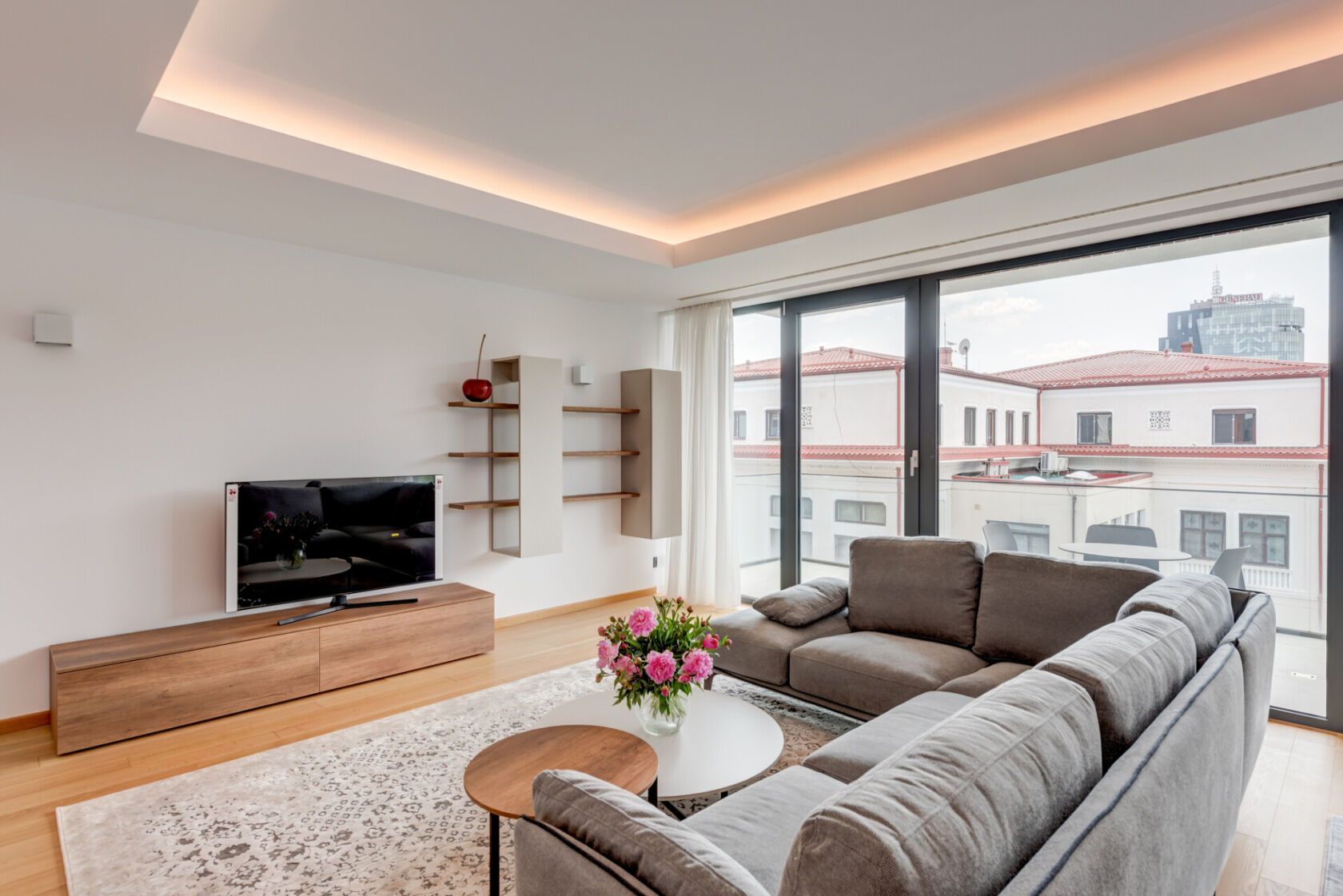 luxury 4-room apartment with terrace, new building, primaverii area — fotografia 2