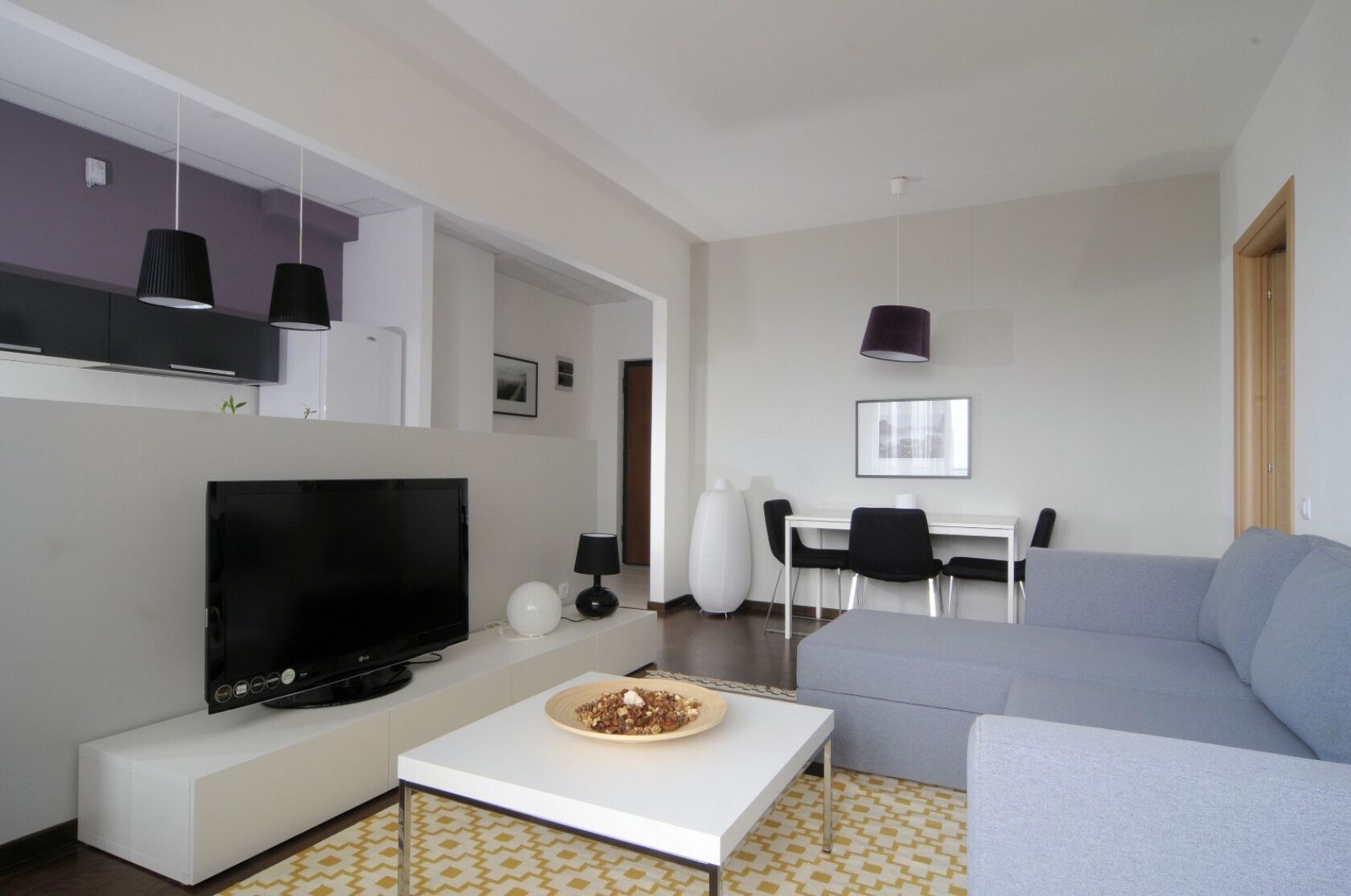 2-room apartment, baneasa area, aleea privighetorilor, iancu nicolae — fotografia 1