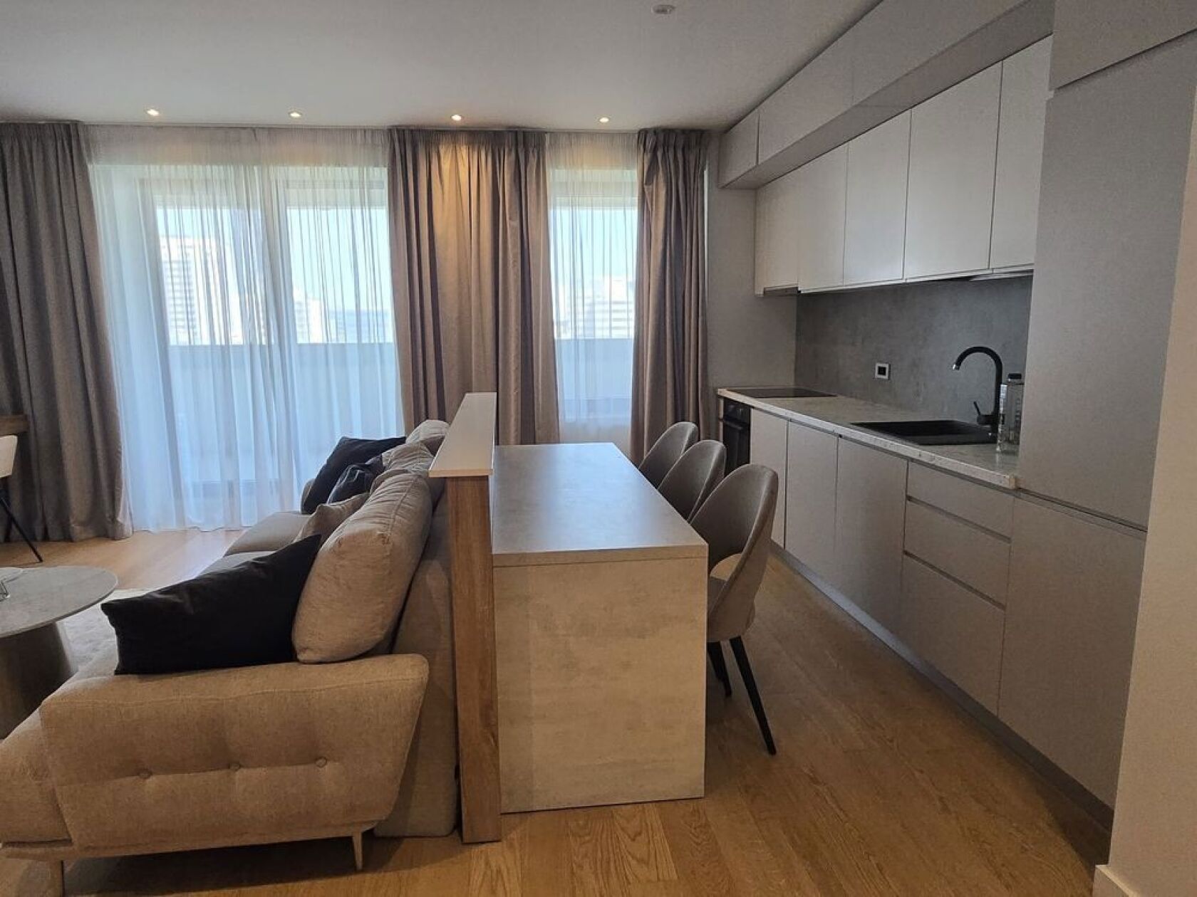 apartament 2 camere | terasa si parcare | aviatiei towers — fotografia 3