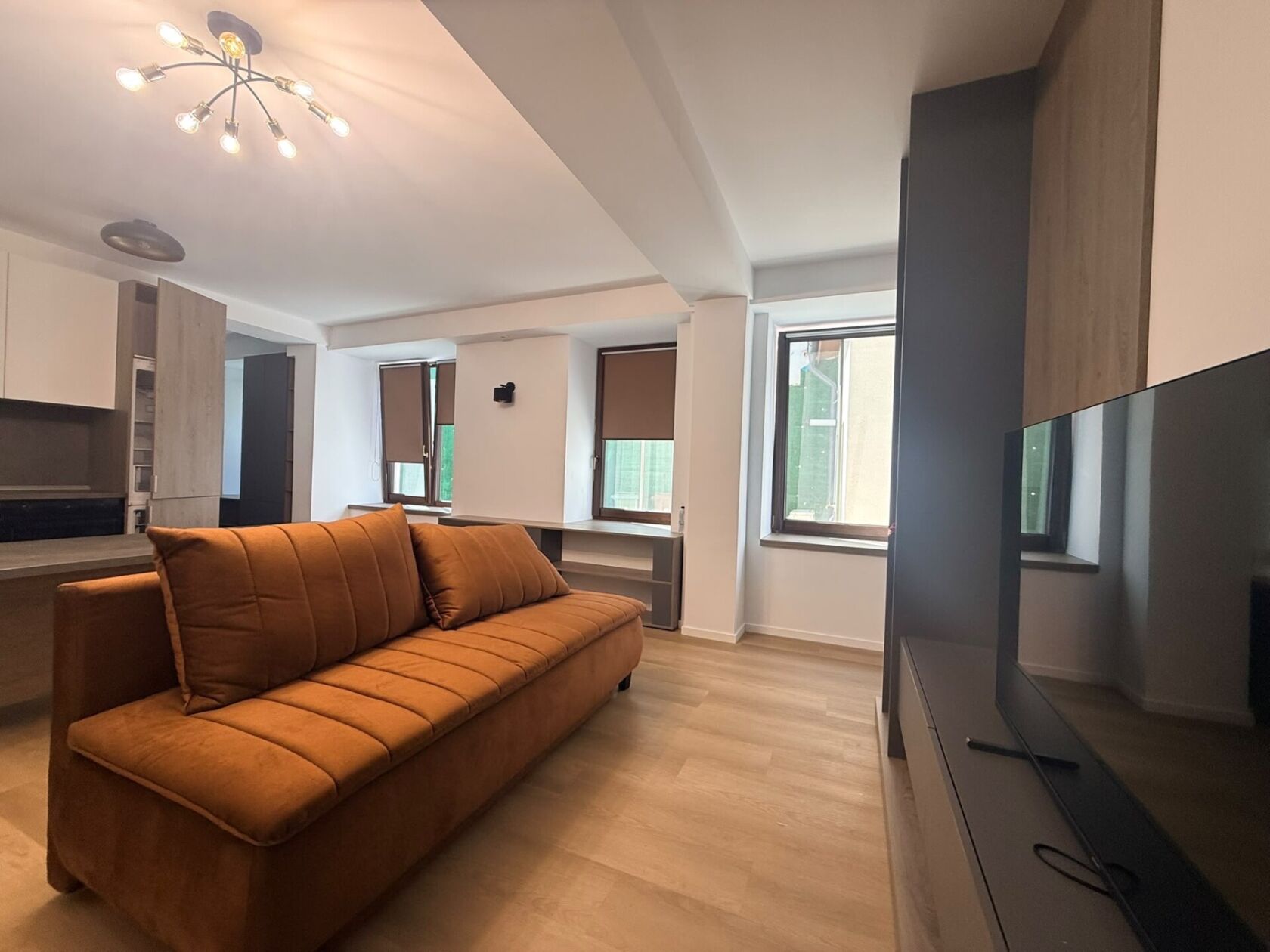 apartament 2 camere | parter de vila | zona piata victoriei — fotografia 3