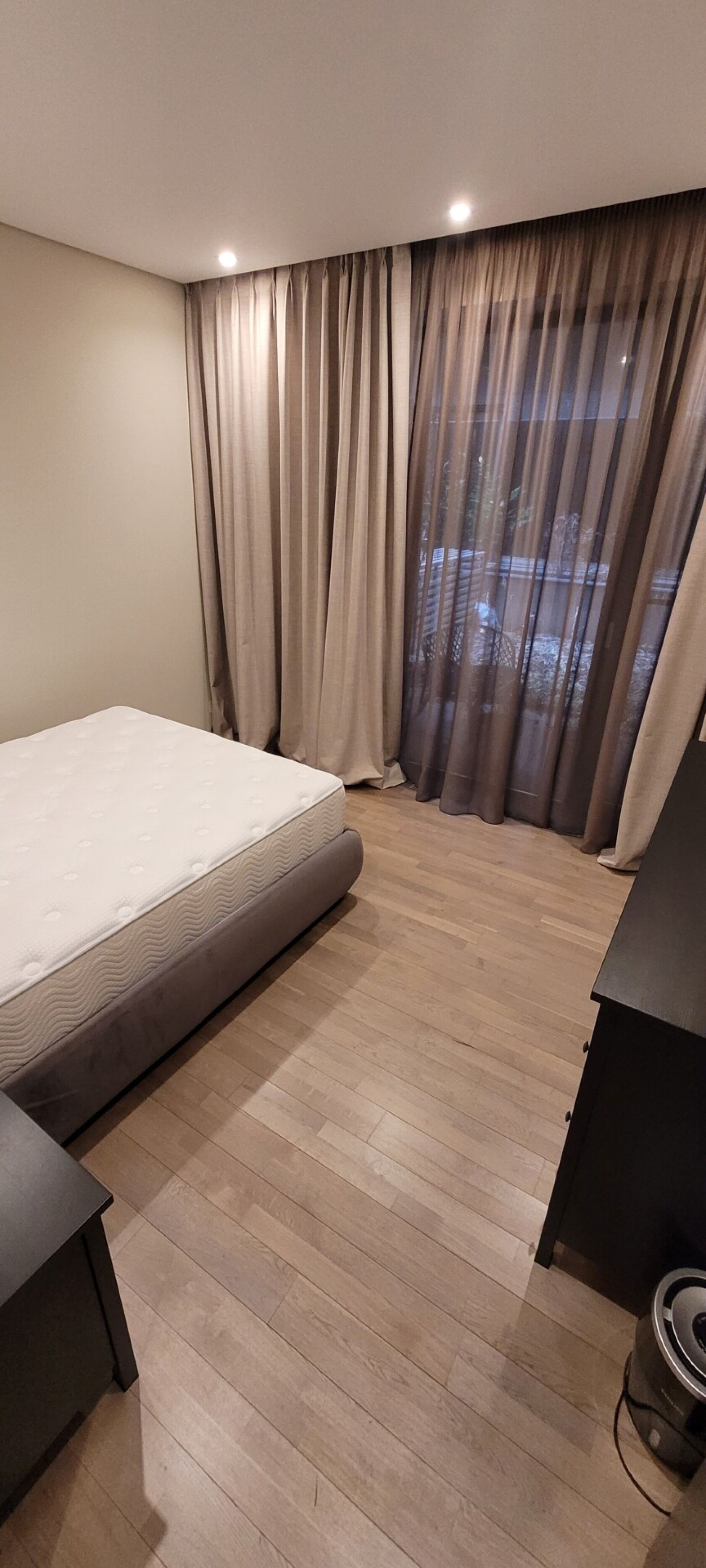 apartament 3 camere, parter cu gradina, zona primaverii — fotografia 3