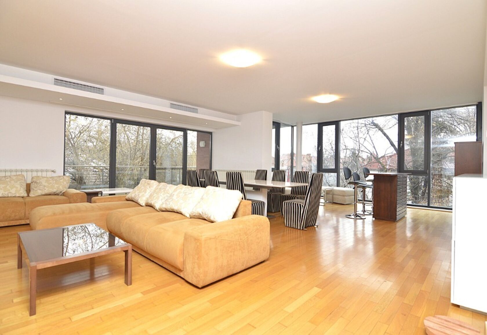 apartament 5 camere | complex rezidential | receptie, paza | zona dorobanti — fotografia 1