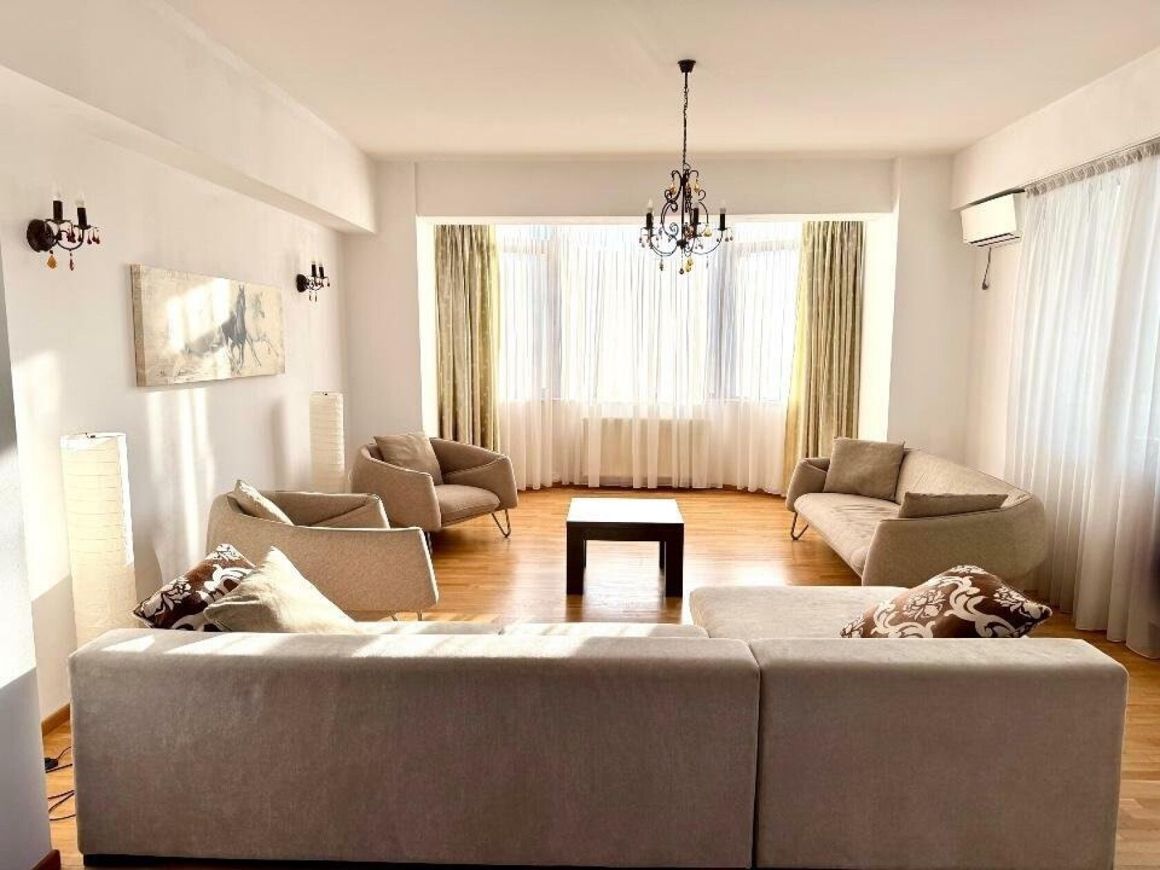 5-room apartment | parking | kiseleff | aviatorilor metro — fotografia 1