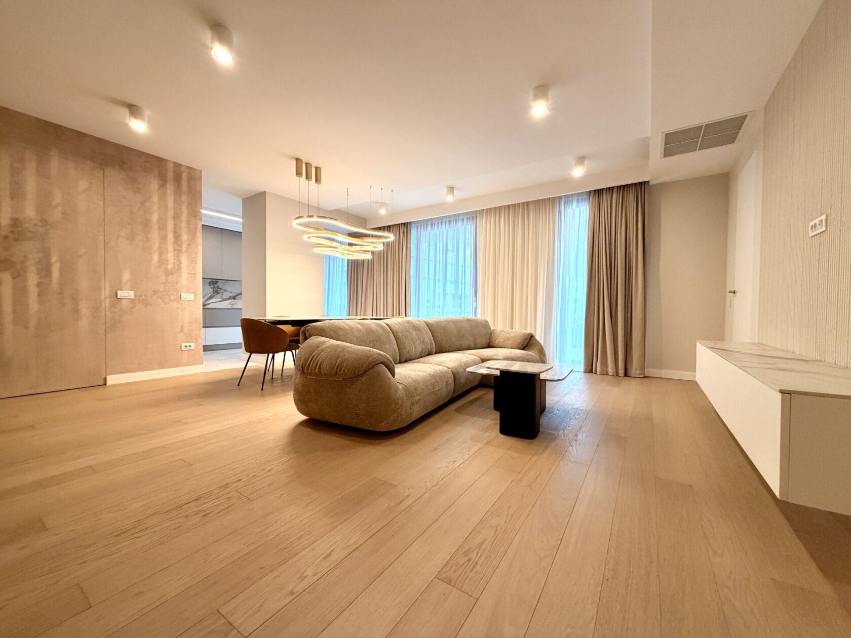 apartament 4 camere | lux | 2 terase & 2 locuri parcare | charles de gaulle — fotografia 1