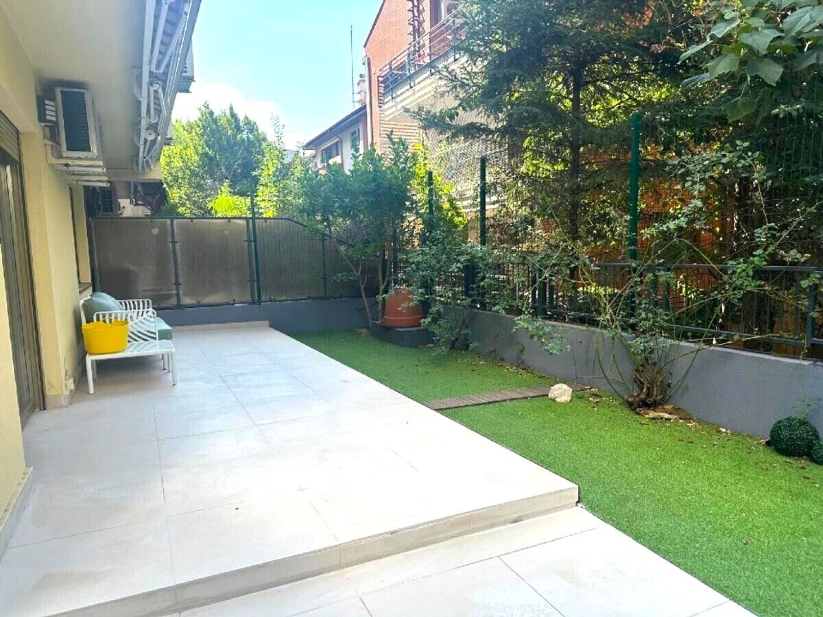 apartament cu grădină | parcare subterană și boxă | parc herăstrău — fotografia 1