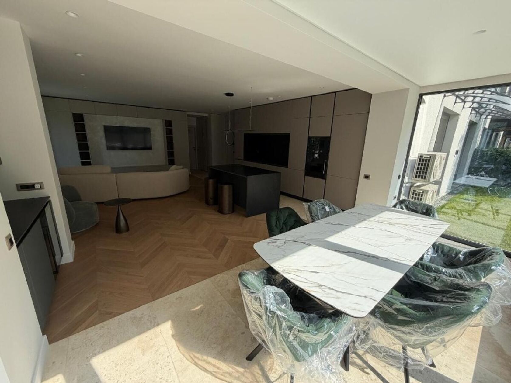 apartament de lux | 4 camere cu gradina | complex cu piscina | iancu nicolae — fotografia 3