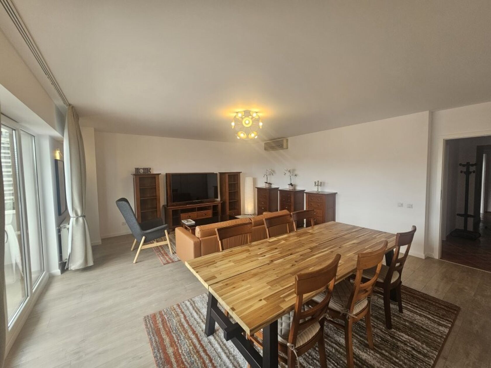 3-room apartment, furnished, unirii area — fotografia 1