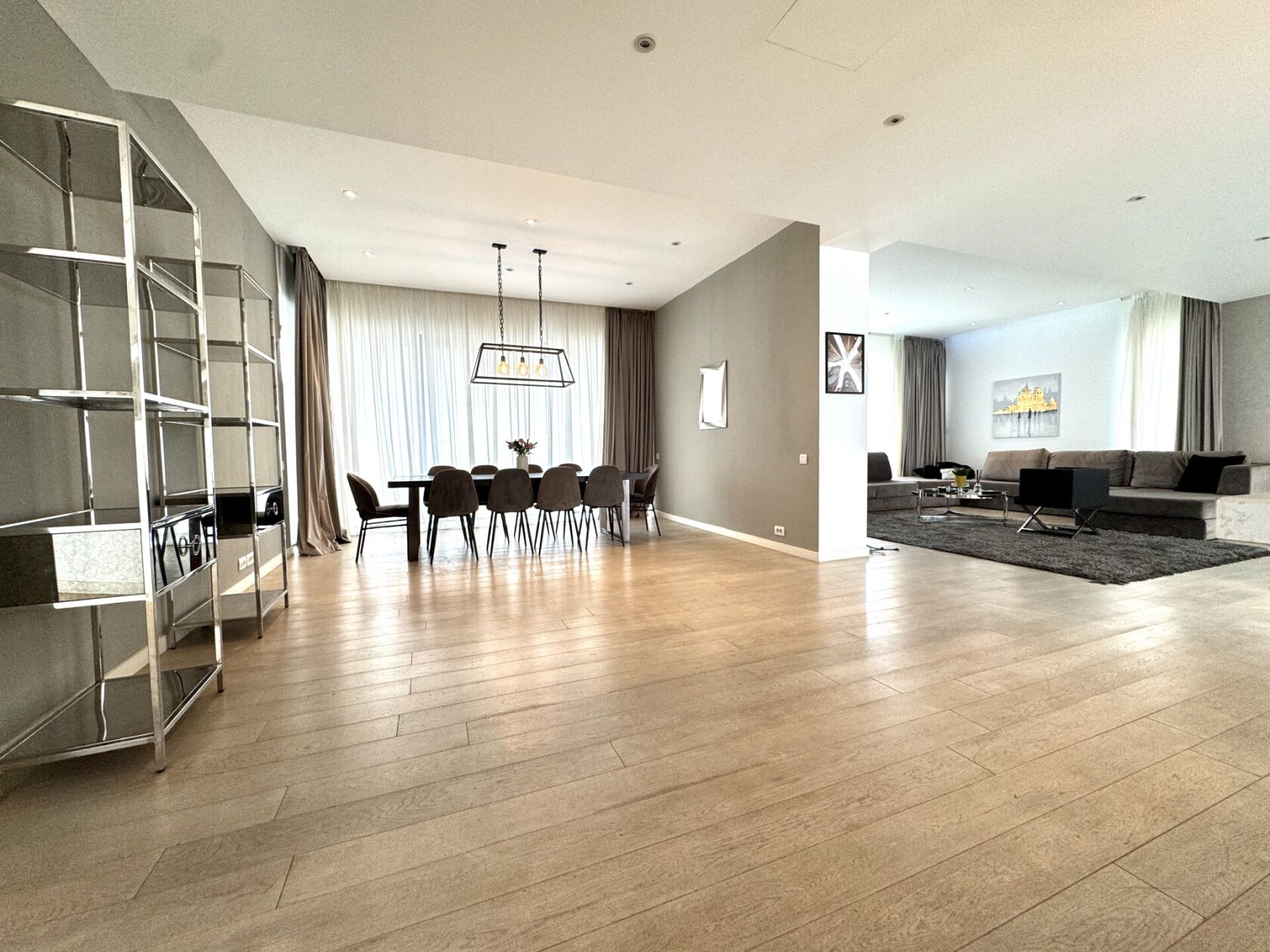 luxury 4-room apartment, herastrau area — fotografia 1