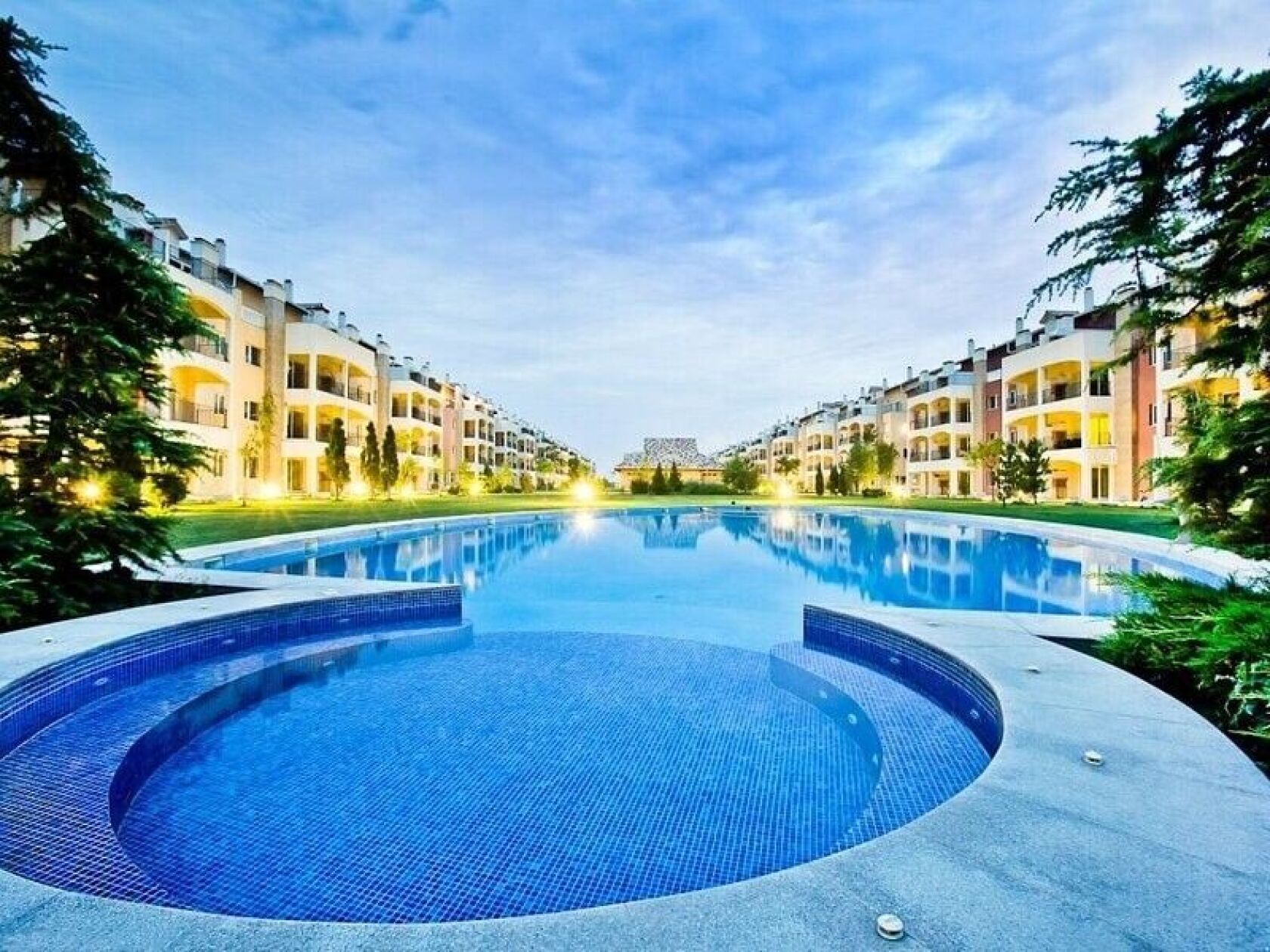 3-room apartment, building with swimming pool, pipera area — fotografia 1