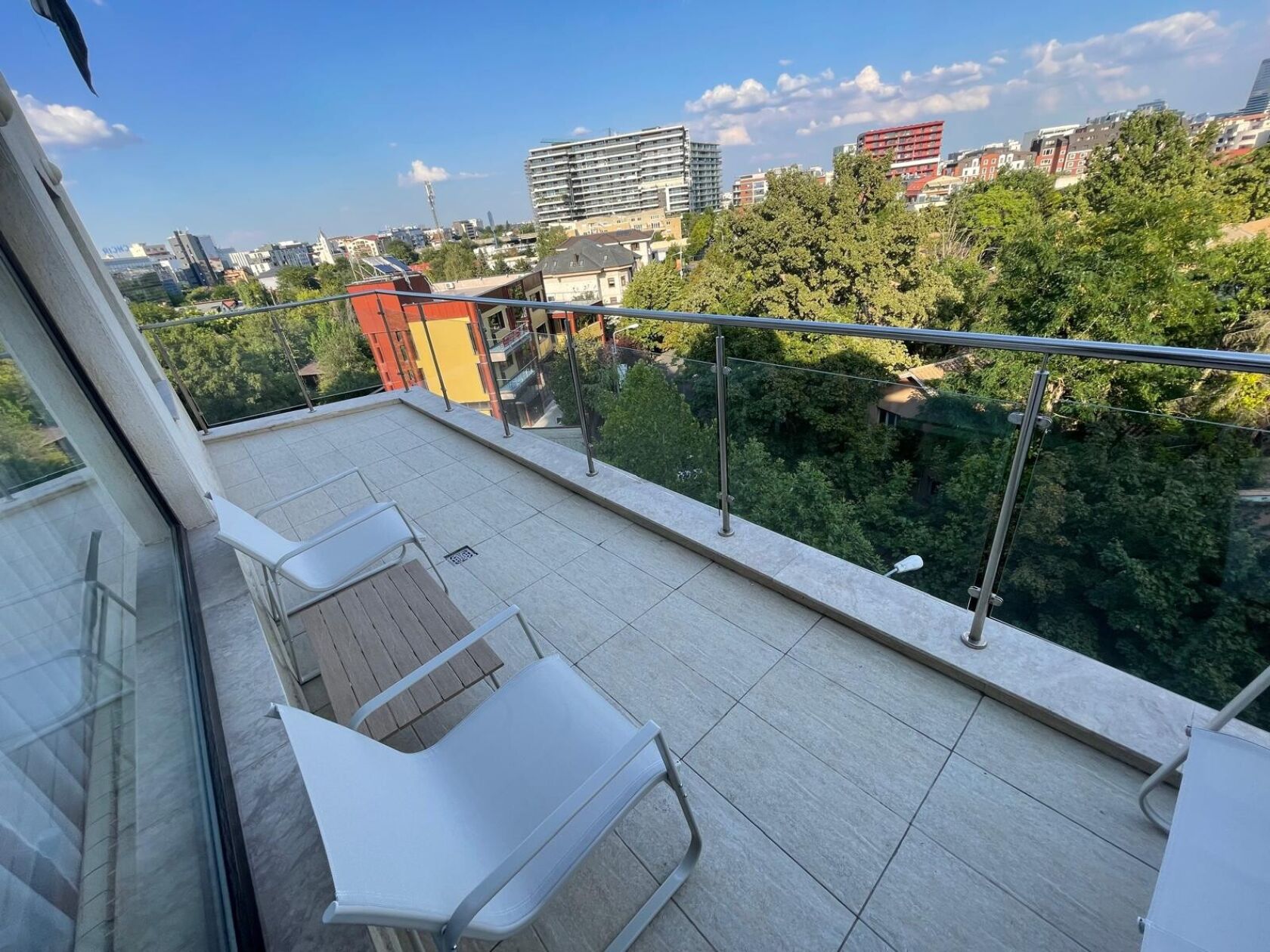 apartament 3 camere | view degajat | terasa | herăstrău — fotografia 3