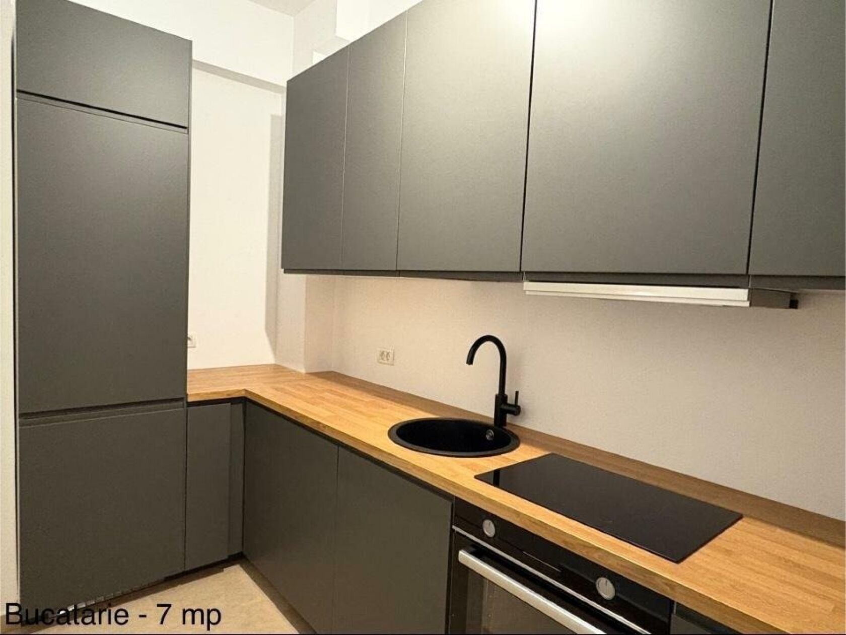 apartament 3 camere, parter, curte proprie, zona aviatiei, baneasa — fotografia 3