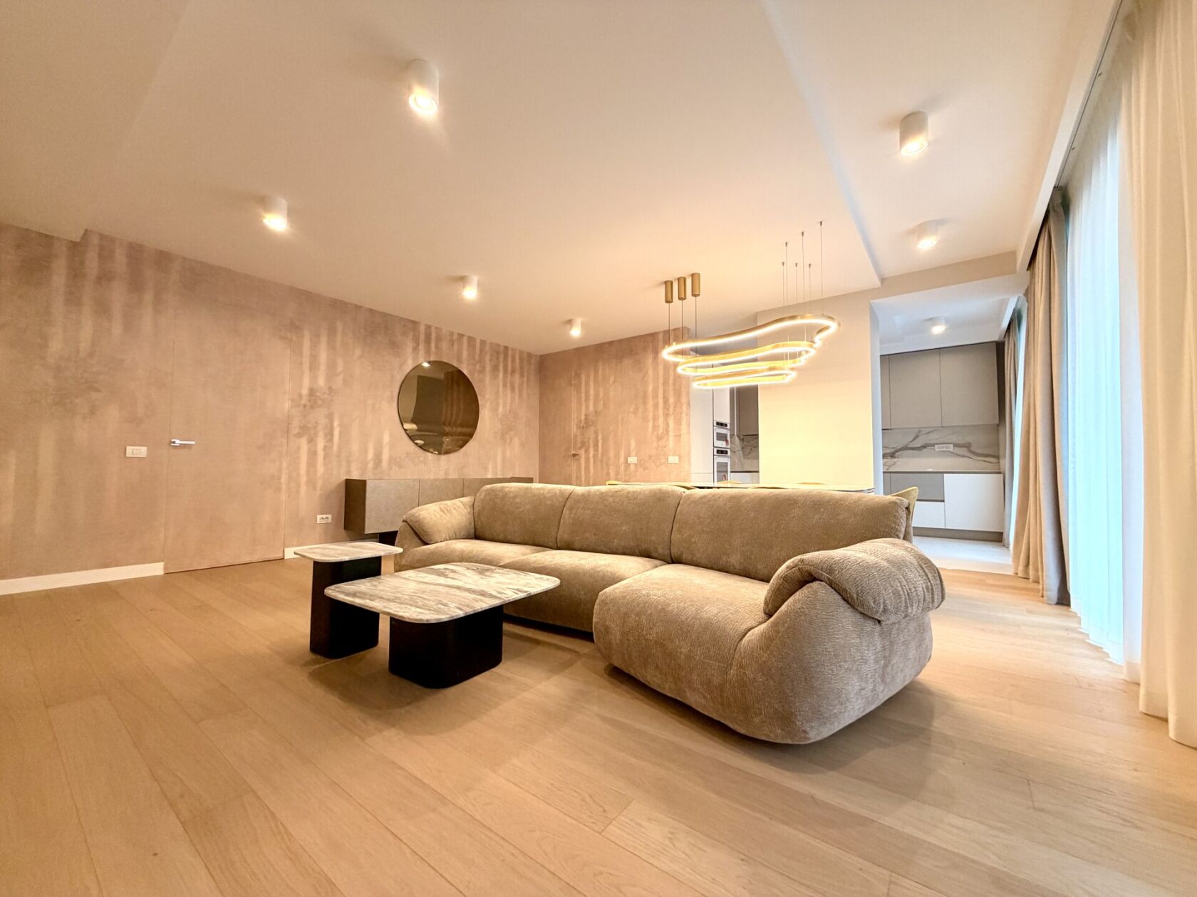 apartament 4 camere | lux | 2 terase & 2 locuri parcare | charles de gaulle — fotografia 3