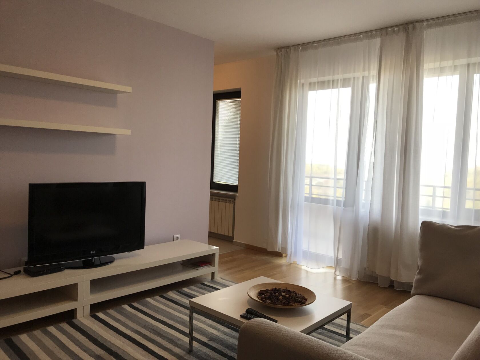 apartment 3 rooms, area baneasa, studio 80, aleea privighetorilor, iancu nicolae — fotografia 1